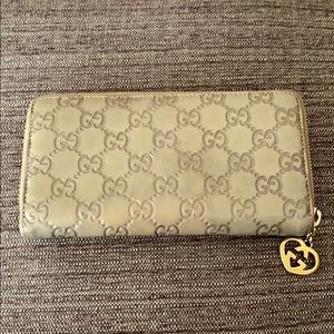 Authentic Gucci Zippy Guccissima, Leather Wallet